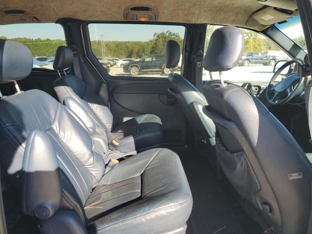 Photo 11 from auction – 2001 CHRYSLER TOWN & COU with VIN 2C8GP54L51R205833