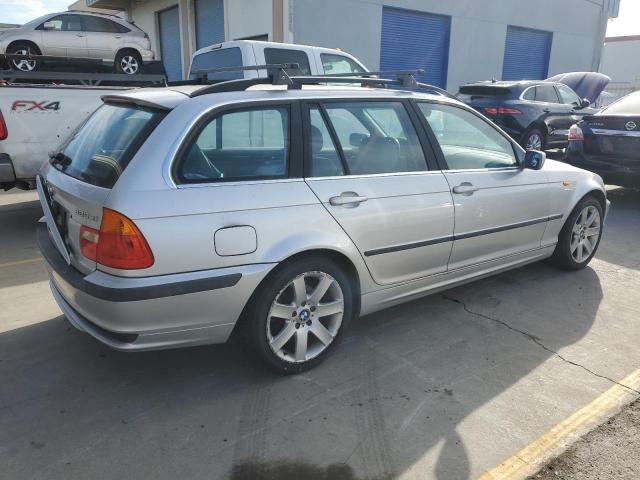 Photo 3 from auction – 2003 BMW 325 XIT with VIN WBAEP33403PF02178