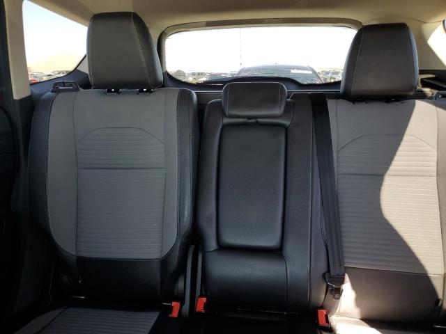 Photo 10 from auction – 2017 FORD ESCAPE SE with VIN 1FMCU0G94HUA04302