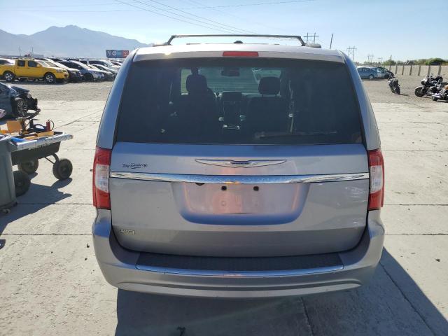 Photo 6 from auction – 2016 CHRYSLER TOWN & COU with VIN 2C4RC1BG0GR206630