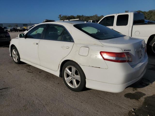 Zdjęcie 2 z aukcji – 2011 TOYOTA CAMRY z VIN 4T1BF3EK5BU671903