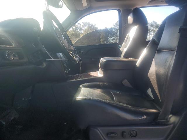 Photo 7 from auction – 2014 CHEVROLET SUBURBAN C with VIN 1GNSCKE02ER105377