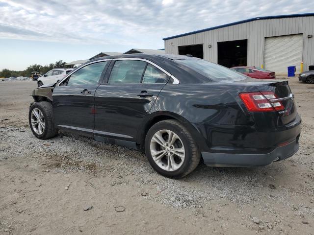 Photo 2 from auction – 2015 FORD TAURUS SE with VIN 1FAHP2D82FG154550