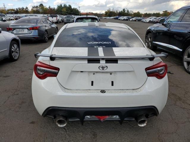 Photo 6 from auction – 2017 TOYOTA 86 BASE with VIN JF1ZNAA10H9707313
