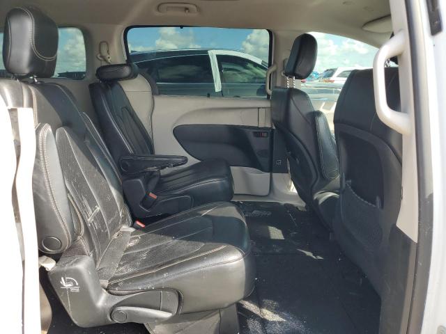 Photo 11 from auction – 2020 CHRYSLER VOYAGER LX with VIN 2C4RC1DG3LR195775
