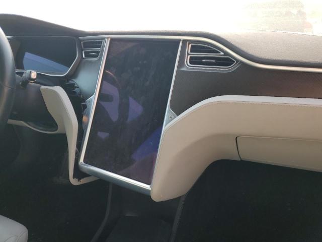 Photo 9 from auction – 2015 TESLA MODEL S 70 with VIN 5YJSA1S29FF089183