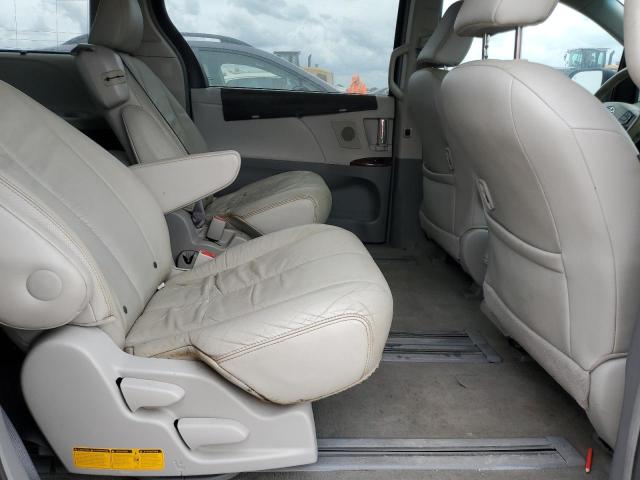 Photo 11 from auction – 2011 TOYOTA SIENNA XLE with VIN 5TDYK3DC5BS126762