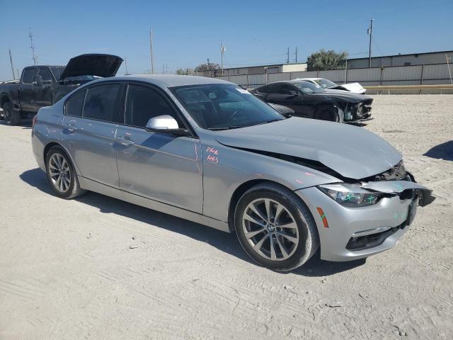 Photo 4 from auction – 2017 BMW 320 I with VIN WBA8E1G50HNU12801