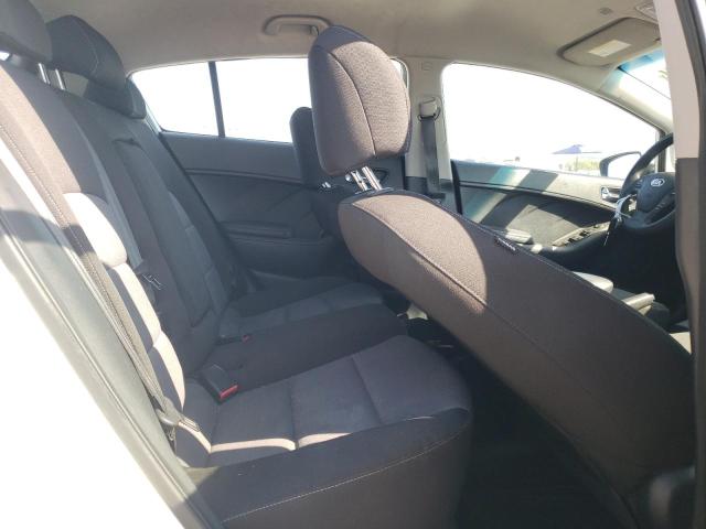 Photo 10 from auction – 2016 KIA FORTE LX with VIN KNAFK5A82G5652523