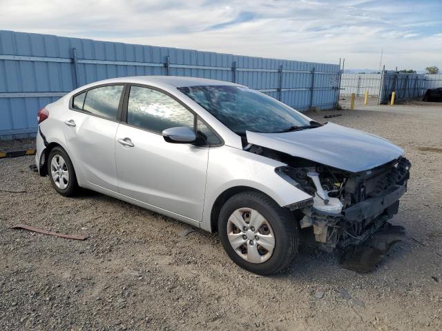 Photo 4 from auction – 2017 KIA FORTE LX with VIN 3KPFK4A71HE124448