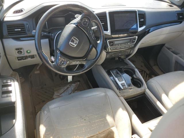 Photo 8 from auction – 2016 HONDA PILOT TOUR with VIN 5FNYF5H96GB049216