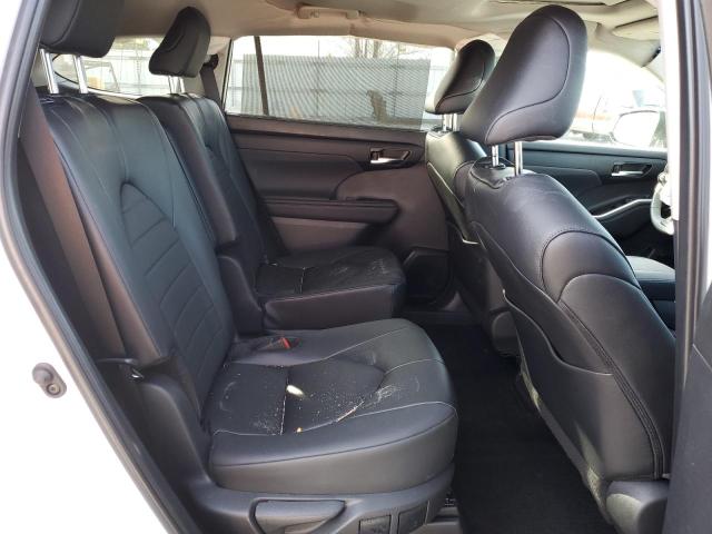 Photo 11 from auction – 2024 TOYOTA HIGHLANDER with VIN 5TDKDRBH7RS547863