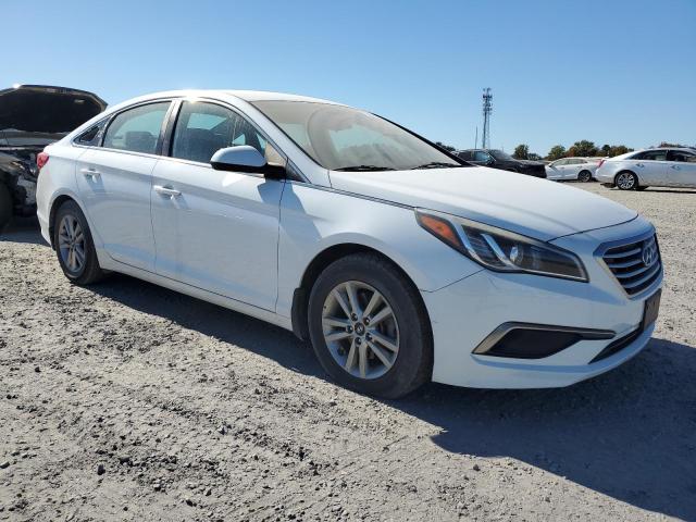 Photo 4 from auction – 2016 HYUNDAI SONATA SE with VIN 5NPE24AF2GH303000