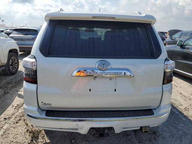 Photo 6 from auction – 2015 TOYOTA 4RUNNER SR with VIN JTEBU5JR9F5258208