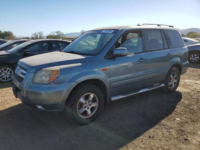 HONDA PILOT EX 2006 with VIN 2HKYF18596H517087 - Photo from auction