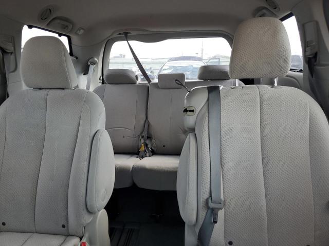 Photo 10 from auction – 2012 TOYOTA SIENNA LE with VIN 5TDKK3DC0CS201262