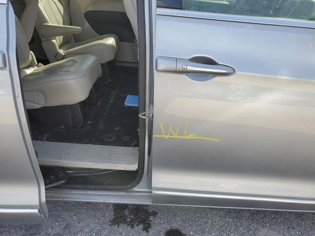 Photo 13 from auction – 2019 CHRYSLER PACIFICA T with VIN 2C4RC1EG7KR588045