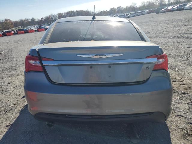Photo 6 from auction – 2013 CHRYSLER 200 TOURIN with VIN 1C3CCBBG6DN720197