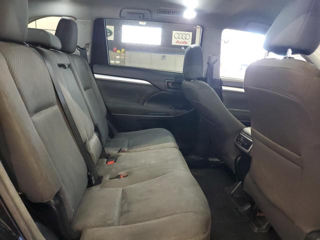 Photo 11 from auction – 2015 TOYOTA HIGHLANDER with VIN 5TDBKRFH8FS194061