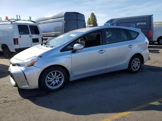 Photo 1 from auction – 2015 TOYOTA PRIUS V with VIN JTDZN3EUXFJ023925