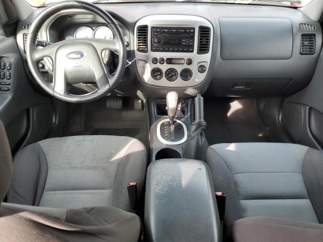 Photo 8 from auction – 2005 FORD ESCAPE XLS with VIN 1FMYU92Z75KB50850