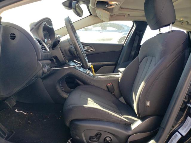 Photo 7 from auction – 2015 CHRYSLER 200 LIMITE with VIN 1C3CCCAB5FN622650