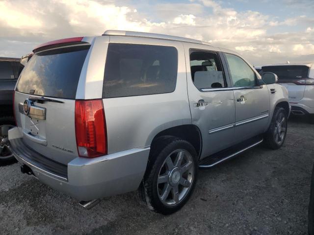 Photo 3 from auction – 2014 CADILLAC ESCALADE L with VIN 1GYS4BEF2ER161548