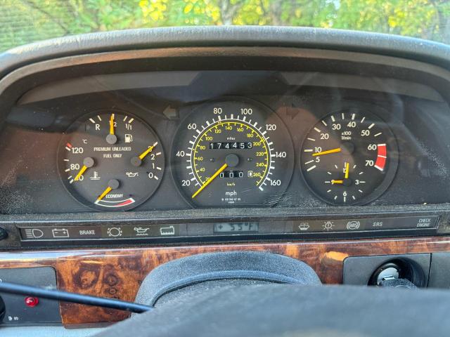 Photo 8 from auction – 1990 MERCEDES-BENZ 560 SEC with VIN WDBCA45E4LA535030