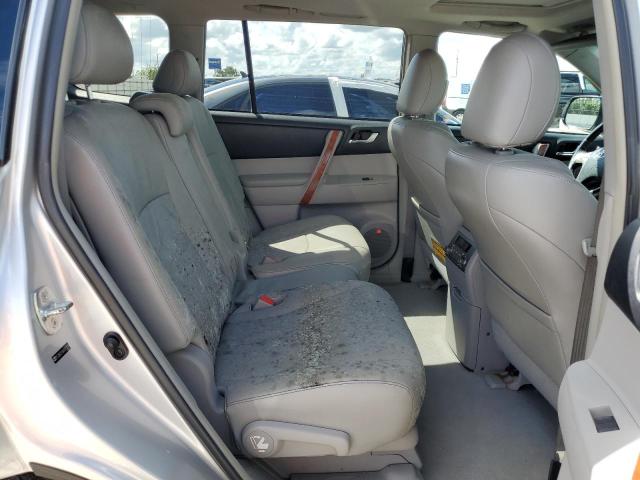 Photo 11 from auction – 2010 TOYOTA HIGHLANDER with VIN 5TDDK3EH8AS011516