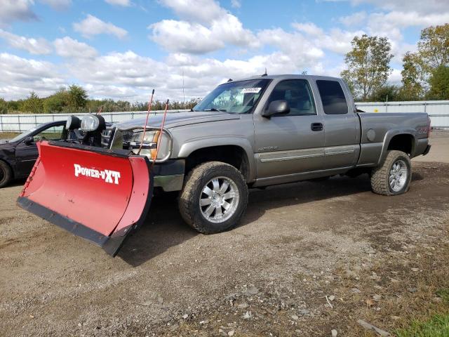 CHEVROLET SILVERADO 2003 with VIN 1GCHK29U43E227570 - Photo from auction