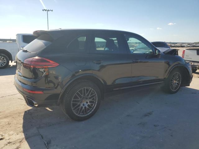 Photo 3 from auction – 2018 PORSCHE CAYENNE with VIN WP1AA2A25JKA00836