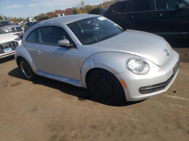 Photo 4 from auction – 2012 VOLKSWAGEN BEETLE with VIN 3VWJP7AT1CM601448
