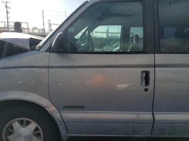 Photo 7 from auction – 2000 CHEVROLET ASTRO with VIN 1GNDM19WXYB139210