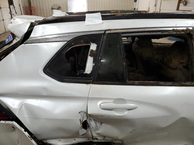 Photo 12 from auction – 2022 TOYOTA COROLLA CR with VIN 7MUDAAAG3NV026425