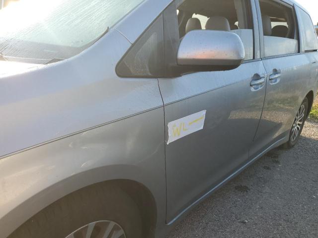 Photo 13 from auction – 2018 TOYOTA SIENNA XLE with VIN 5TDYZ3DC6JS903797