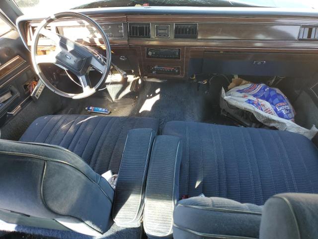 Photo 8 from auction – 1986 FORD LTD CROWN with VIN 2FABP43F6GX185796