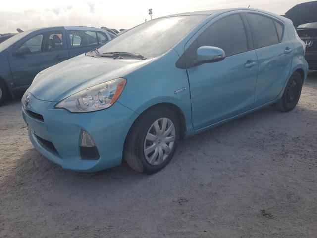 TOYOTA PRIUS C 2013 with VIN JTDKDTB34D1032102 - Photo from auction