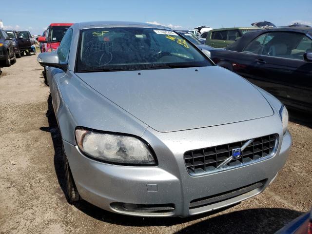Photo 5 from auction – 2010 VOLVO C70 T5 with VIN YV1672MC7AJ090193