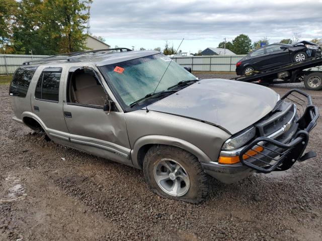 Photo 4 from auction – 2001 CHEVROLET BLAZER with VIN 1GNCS13W612154397
