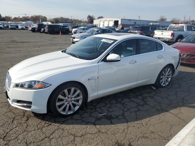 JAGUAR XF 2014 with VIN SAJWJ0EF6E8U29965 - Photo from auction