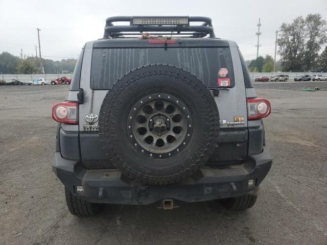 Photo 6 from auction – 2013 TOYOTA FJ CRUISER with VIN JTEBU4BF2DK162675