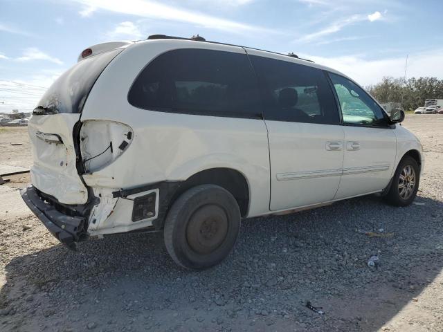 Photo 3 from auction – 2005 CHRYSLER TOWN & COU with VIN 2C4GP54L95R219077
