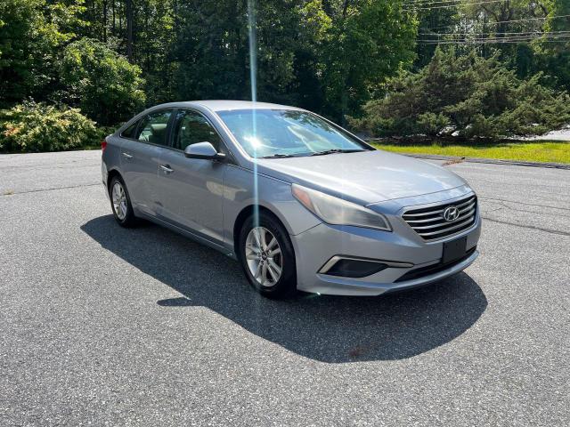HYUNDAI SONATA SE 2016 with VIN 5NPE24AF4GH365417 - Photo from auction