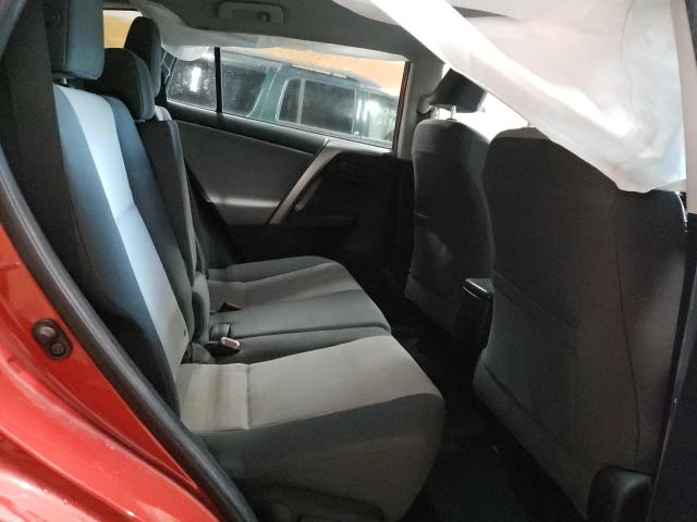 Photo 11 from auction – 2015 TOYOTA RAV4 LE with VIN JTMBFREV0FJ047936
