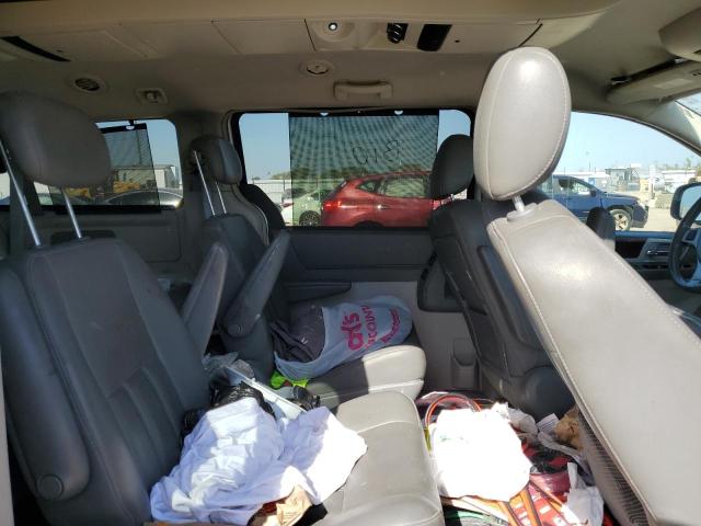 Photo 11 from auction – 2010 CHRYSLER TOWN & COU with VIN 2A4RR5D15AR170448