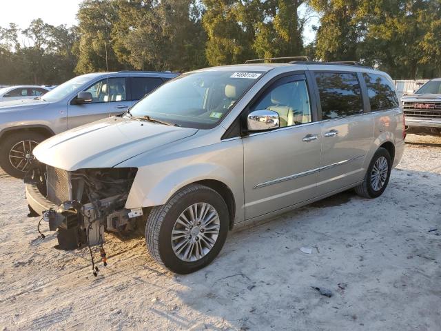 CHRYSLER TOWN & COU 2013 with VIN 2C4RC1CG6DR614611 - Photo from auction