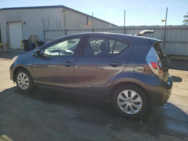 Photo 2 from auction – 2014 TOYOTA PRIUS C with VIN JTDKDTB3XE1571275