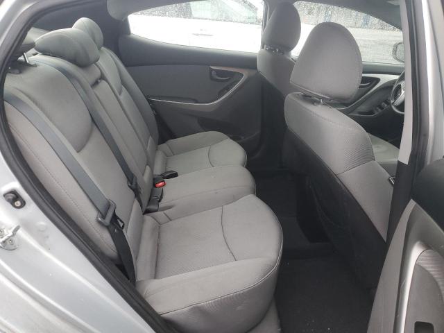 Photo 10 from auction – 2012 HYUNDAI ELANTRA GL with VIN 5NPDH4AE0CH070729