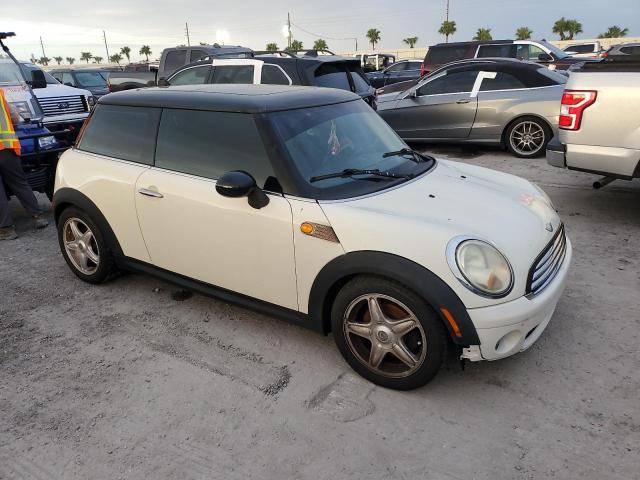 Photo 4 from auction – 2009 MINI COOPER with VIN WMWMF33569TW75949