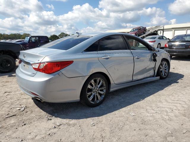 Photo 3 from auction – 2011 HYUNDAI SONATA SE with VIN 5NPEC4ABXBH253465